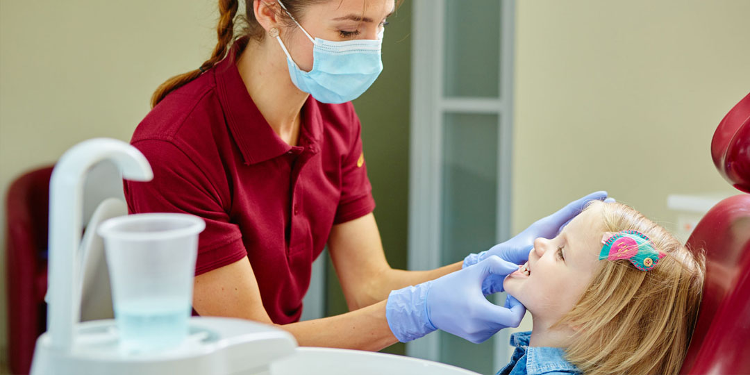 Стоматология Артдентал - Детская стоматология, лечение кариеса у детей
